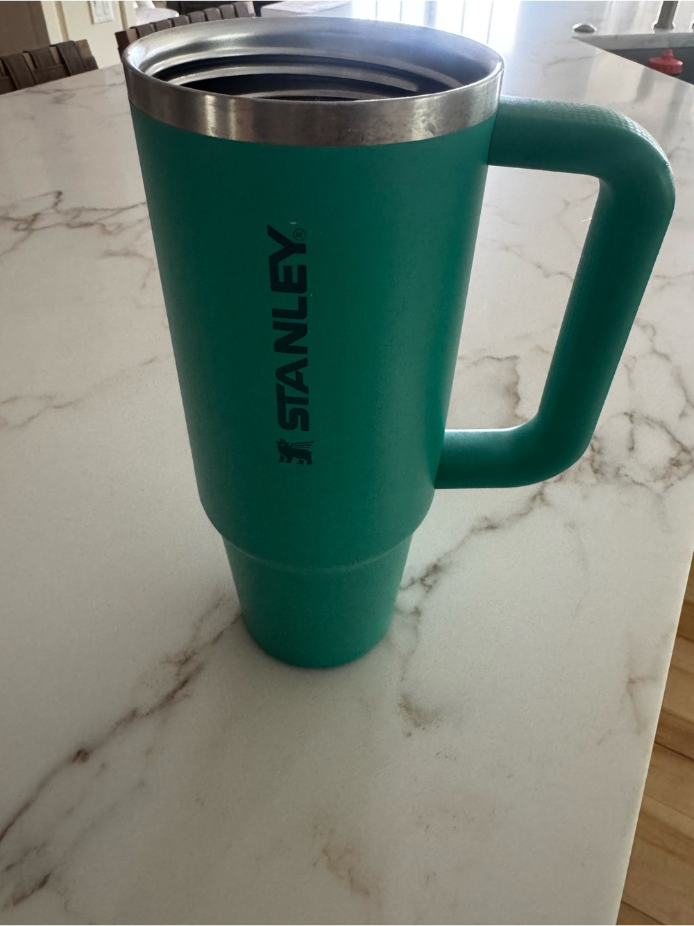 Stanley 30 oz Turquoise Travel Mug with Handle